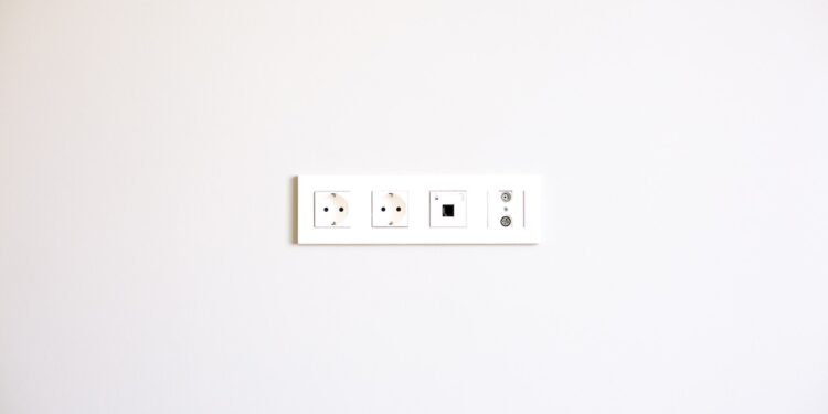 gniazdko elektryczne