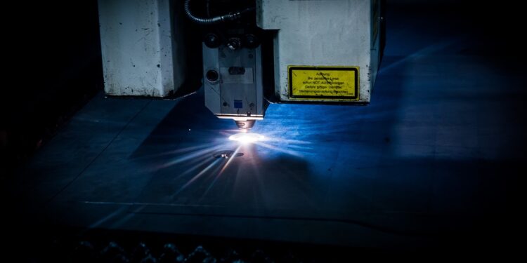 laserowe ciecie stali
